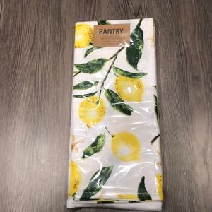 Host Pick x2 Pantry Kitchen Towels set of 4 New Lemon Cute Home White Yellow